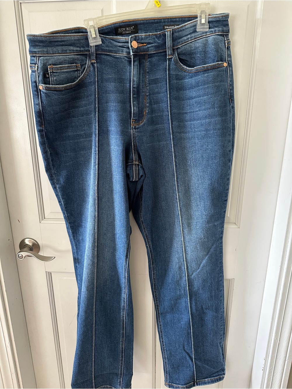 Judy Blue Straight-Leg Midwash Jeans with Front Seam- Worn Once, Size 18W